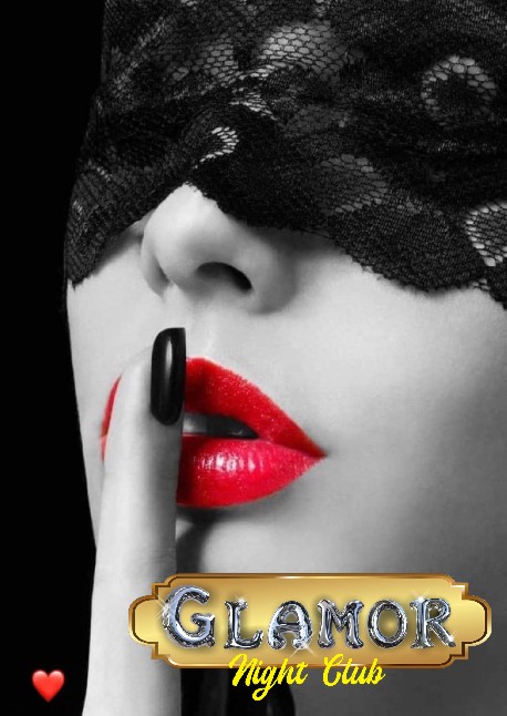 Glamour Night Club - Mujer con antifaz de encaje y labios rojos
